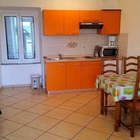 Obala Apartment & Studios Малинска Екстериор снимка